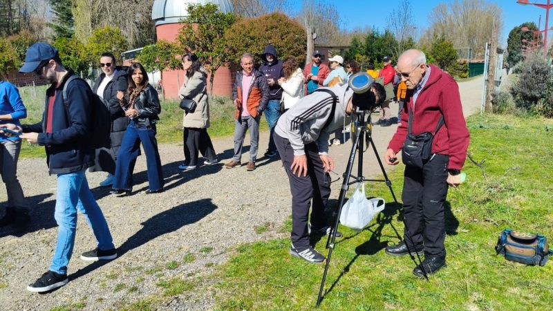 Observación pública del eclipse parcial de Sol en León.