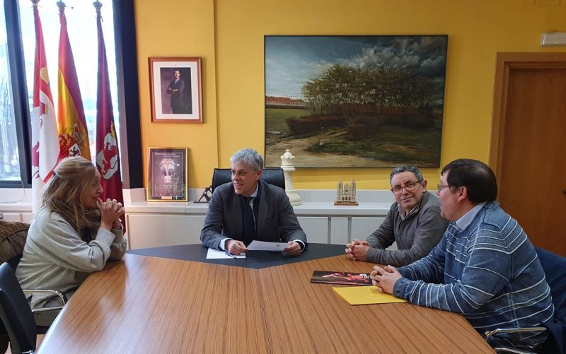 Reunión con el delegado territorial de la Junta de Castilla y León con motivo del eclipse total de Sol de 2026