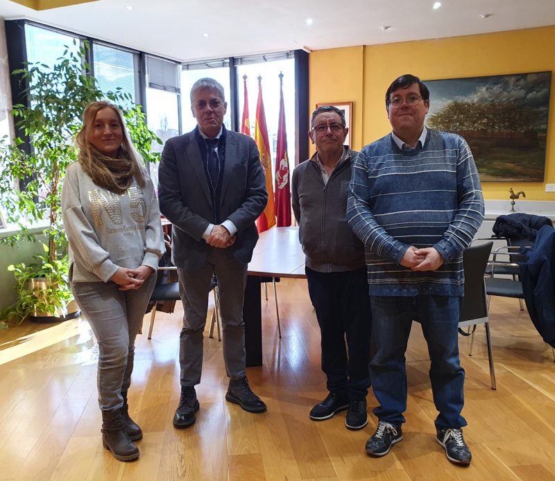 Reunión con el delegado territorial de la Junta de Castilla y León con motivo del eclipse total de Sol de 2026