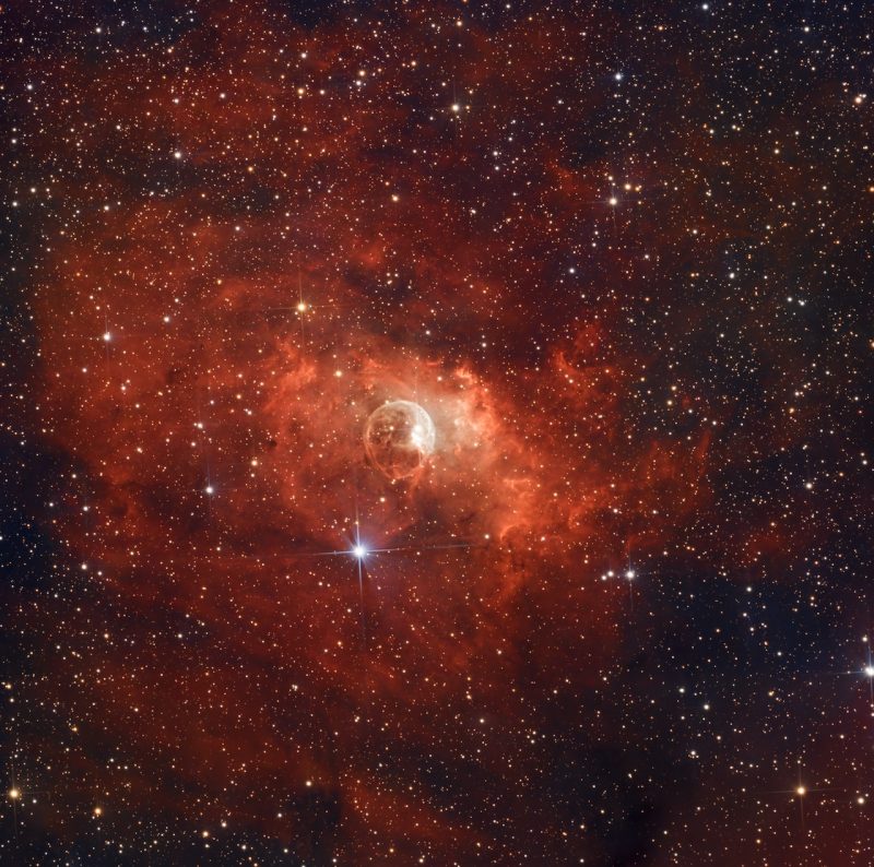 NGC 7635, por Alberto Pisabarro e Iván Campo