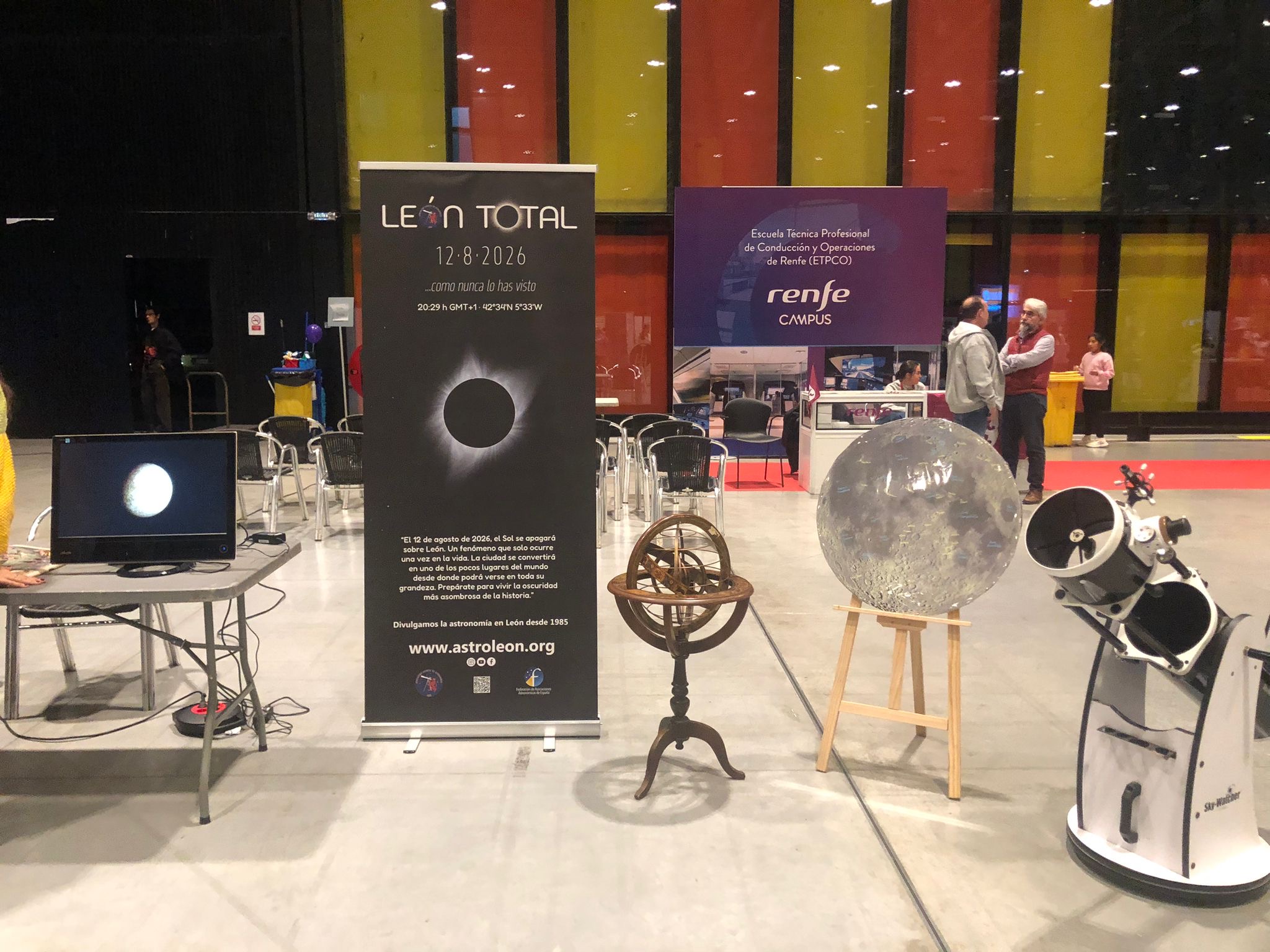 La Asociación Leonesa de Astronomía en la Expojoven 2025