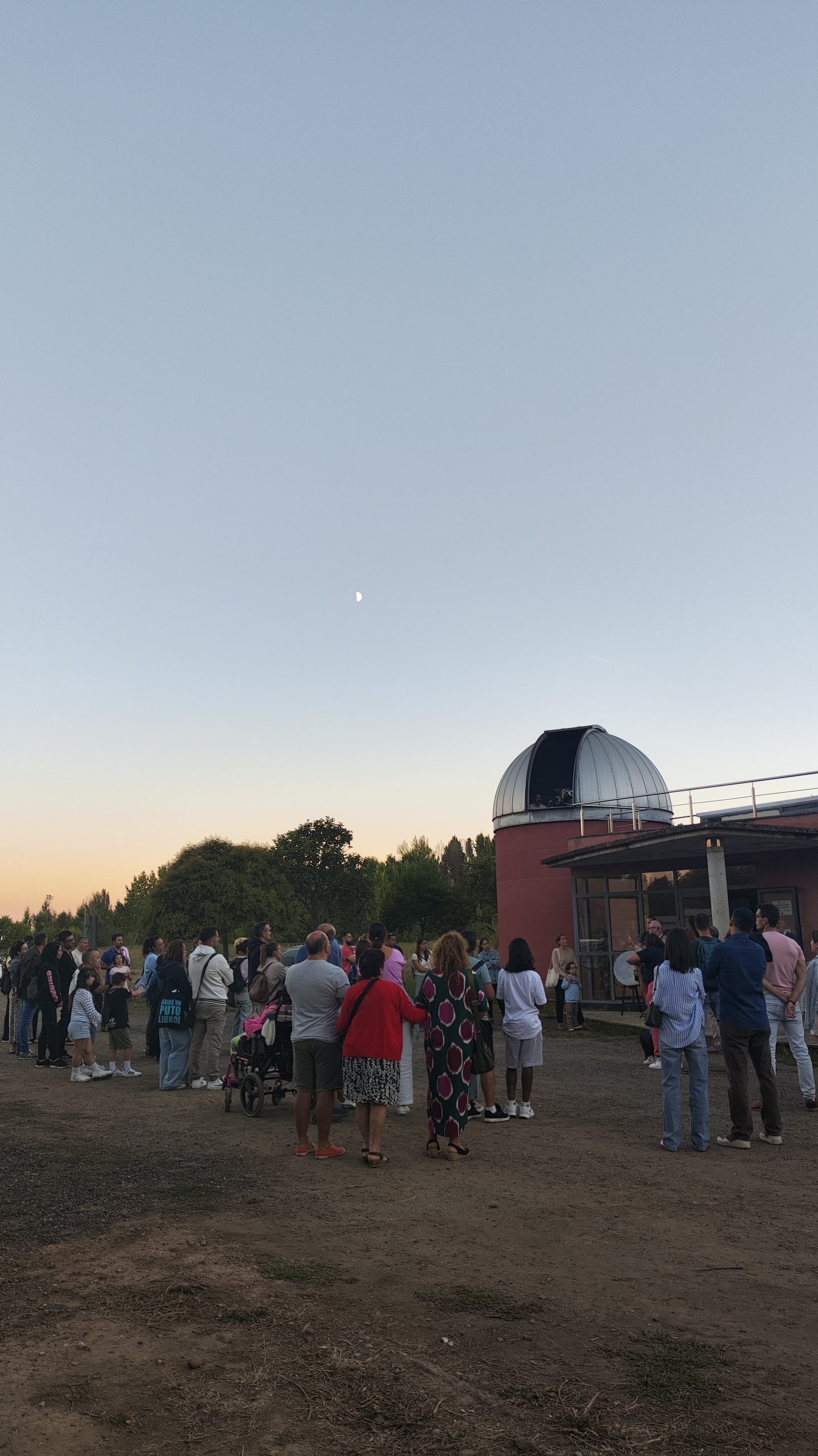 Noche Internacional de Observación de la Luna 2026