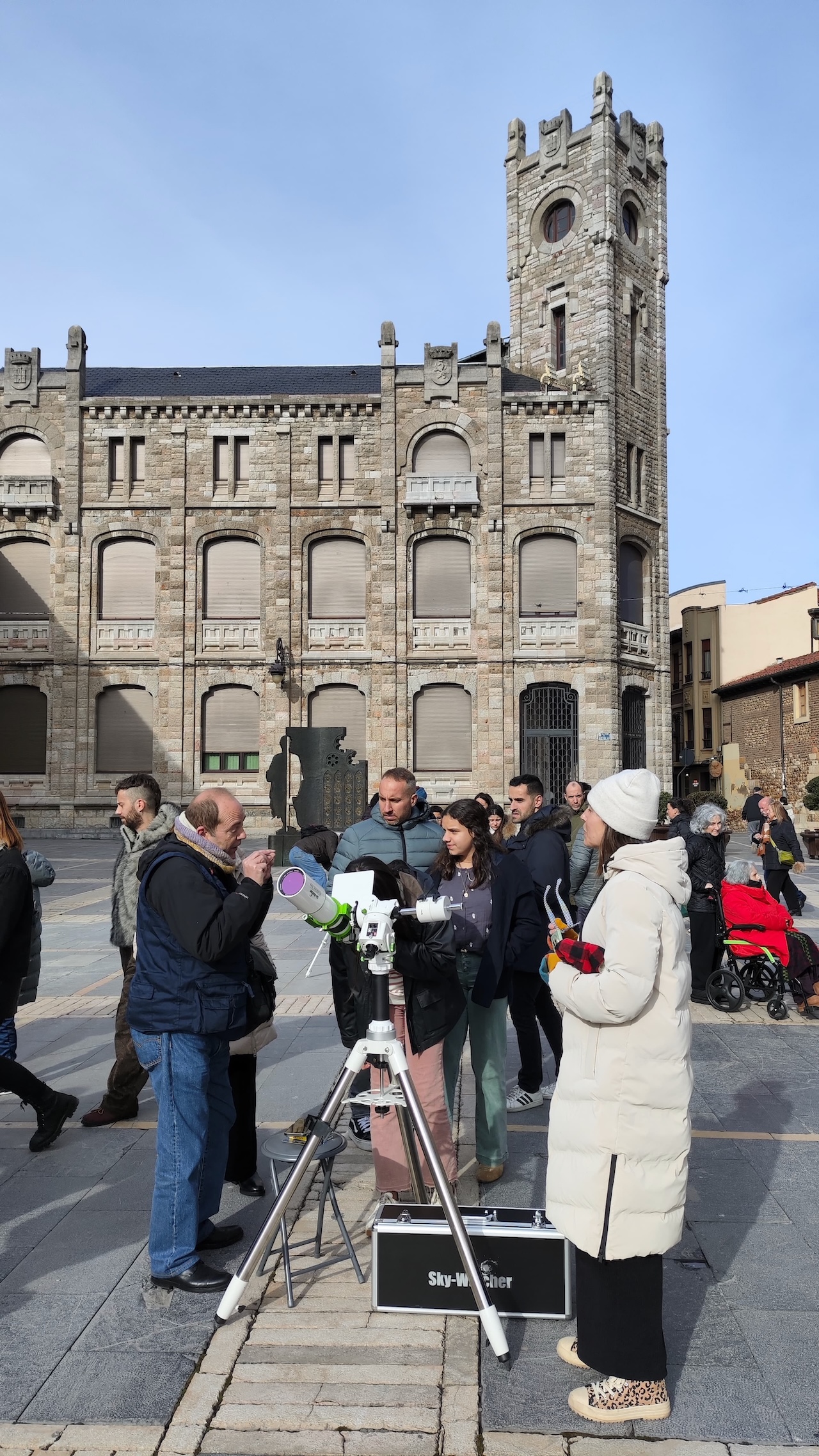 Observación solar en la catedral de León