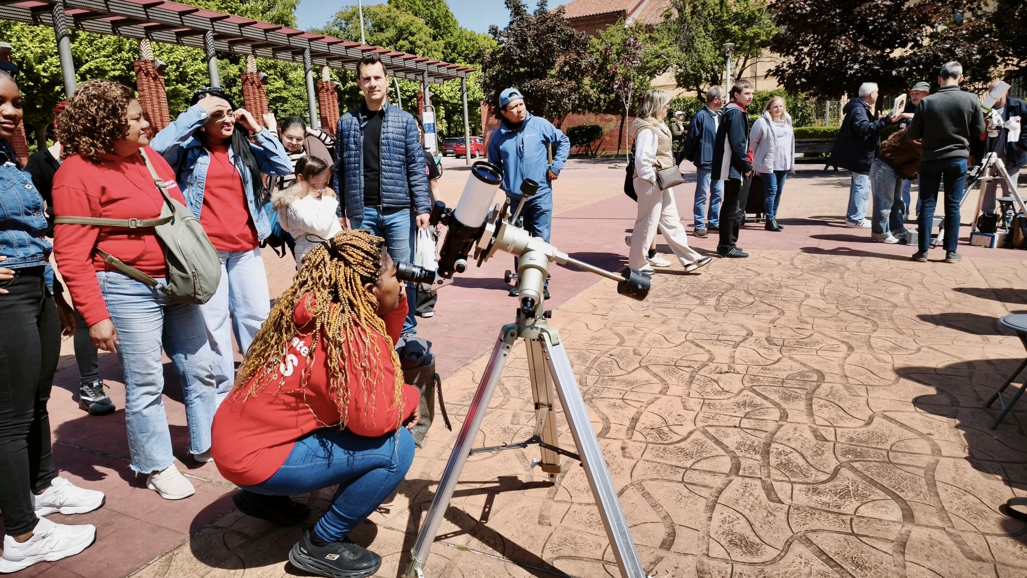 Observación solar en la Chantría